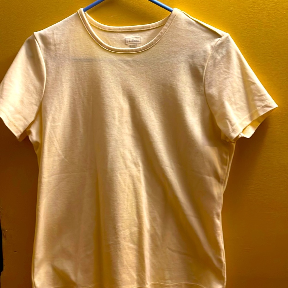Brand new T-shirt women size medium